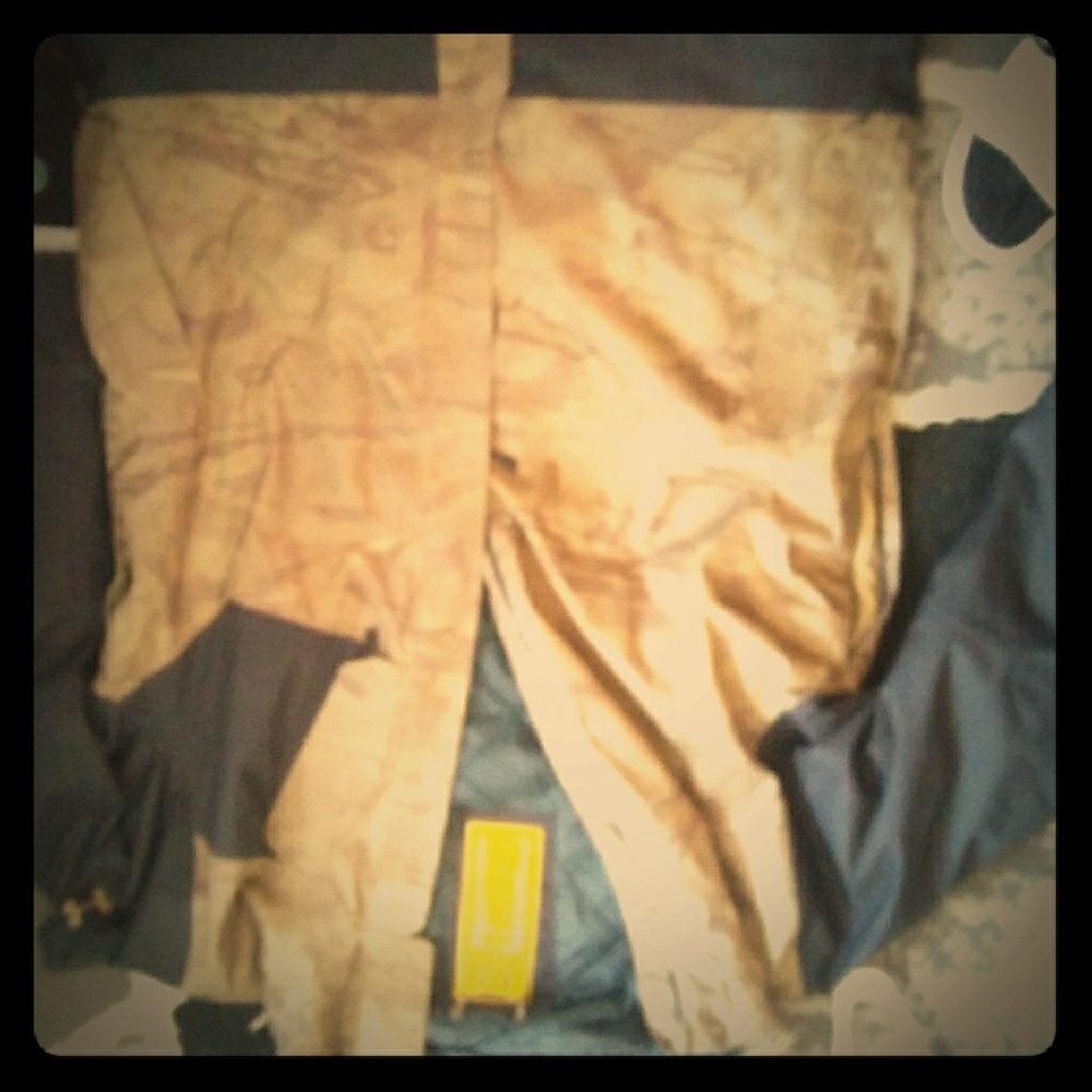 Under armour infred coldgear storm jackeg